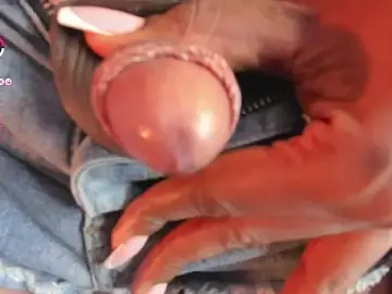 Stripchat Free Live Porn of Valeria_Thompson1