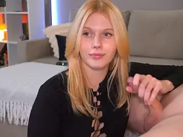 Stripchat Free Porn Cam of JuliyaJam_