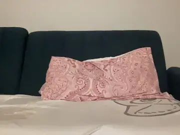 Stripchat Live Sex Cam of Sasha__Love