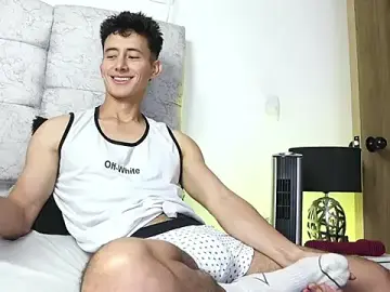 Stripchat Free Live Porn of _Alexxx