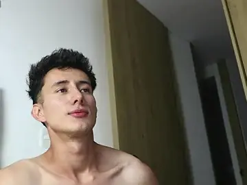 Stripchat Live Sex Cam of _Alexxx