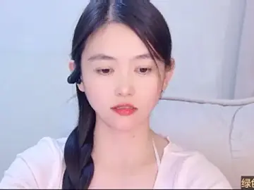 Stripchat Free Porn Cam of Coco-Sweetie