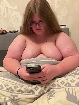 Stripchat Live Porn of CurvyPaar2