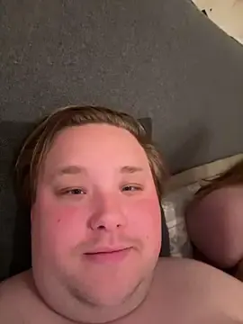 Stripchat Free Live Porn of CurvyPaar2