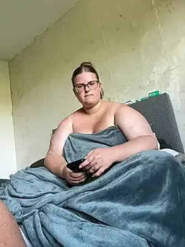 Stripchat Watch Live Sex Cams of CurvyPaar2