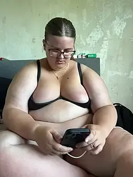 Stripchat Live Porn of CurvyPaar2