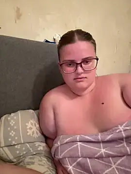 Stripchat Watch Live Sex Cams of CurvyPaar2