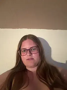 Stripchat Live Sex Cam of CurvyPaar2