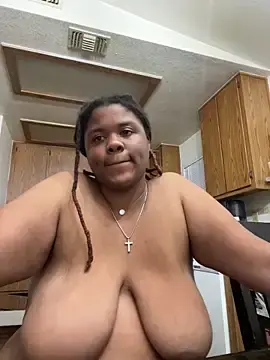 Stripchat Live Sex of HEARTBREAKBRE