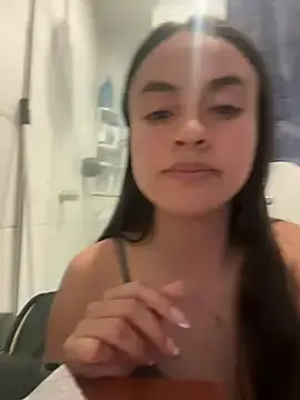 Stripchat Watch Live Sex Cams of Shanonsex2
