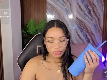 Stripchat Free Live Porn of penelope_tay1