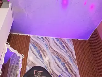 Stripchat Free Porn Cam of penelope_tay1