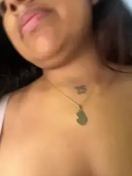 Stripchat Free Porn Cam of ChantalPetit