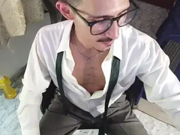 Stripchat Adult Webcams of HomeAloneK