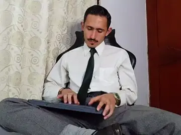 Stripchat Sex Chat of HomeAloneK