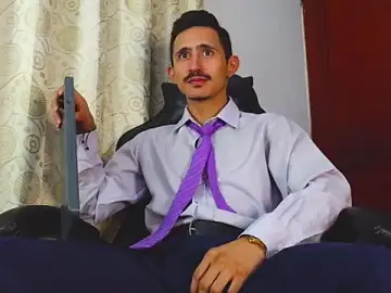 Stripchat Live Porn of HomeAloneK