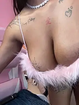 Stripchat Watch Live Sex Cams of MadeleineSanez