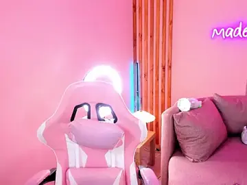 Stripchat Best live sex cam show of MadeleineSanez