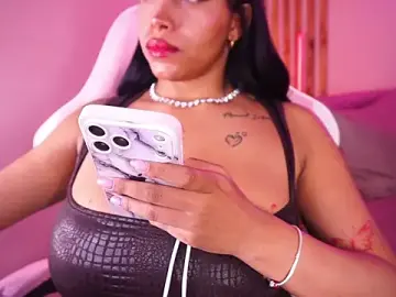 Stripchat Adult Webcam of MadeleineSanez