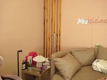 Stripchat Adult Webcam of MadeleineSanez