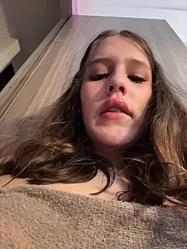 Stripchat Live Sex Cam of ValeriaAguilar