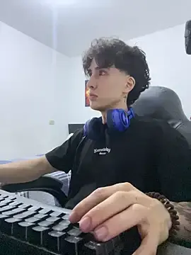 Stripchat Sex Cam of gojo_satoru_18