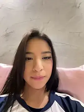 Stripchat Free Live Porn of Sarah_cam06