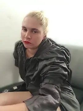 Stripchat Best live sex cam show of Scarlett-Leh