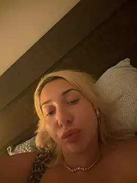 Stripchat Live Porn of kinky_rebecca