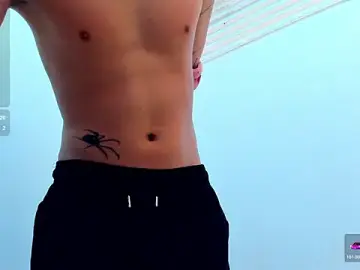 Stripchat Sex Cam of JeanRam18