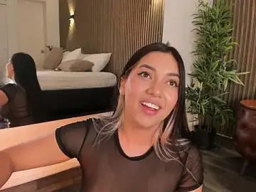 Stripchat Adult Webcams of AliceHanz