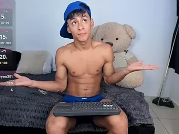 Stripchat Live Sex Cam of LittleParker