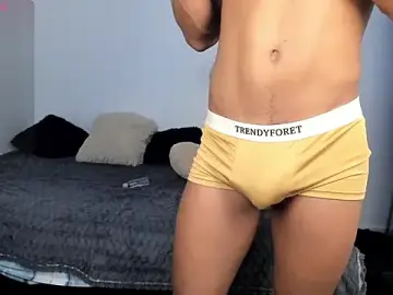 Stripchat Adult Webcam of LittleParker