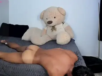 Stripchat Live Sex Cam of LittleParker
