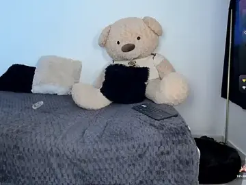 Stripchat Free Porn Cam of LittleParker