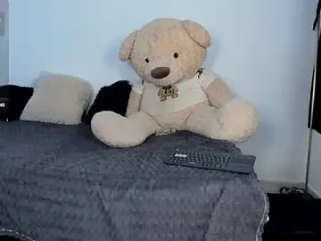 Stripchat Live Sex Cam of LittleParker