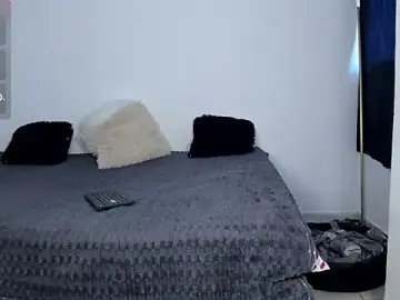 Stripchat Live Sex Cam of LittleParker