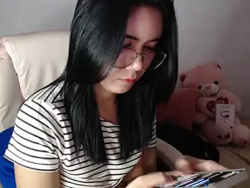 Stripchat Adult Video Chat of TransPetite1