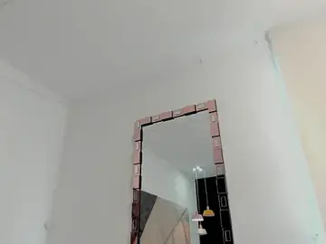 Stripchat Free Porn Cam of FaloonRoussel