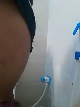 Stripchat Sex Cam of Your_Ayesha56