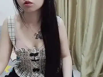 Stripchat Sex Cam of Ari-sweety