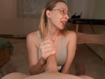 Stripchat Best Webcam of foxeslovefoxes