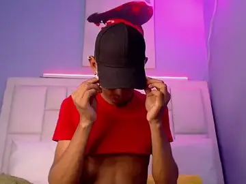 Stripchat Adult Webcams of Nick_Collins18