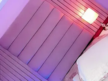 Stripchat Free Live Porn of Camille_deluxe