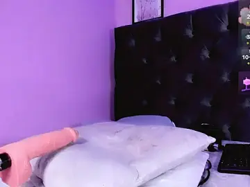 Stripchat Free Live Porn of Camille_deluxe