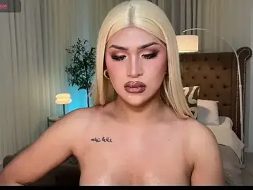 Stripchat Adult Webcam of Your_Majesty_Tyra