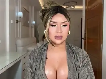 Stripchat Live Porn of Your_Majesty_Tyra