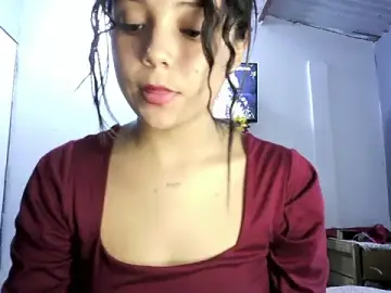 Stripchat Adult Webcam of linzeysmith4