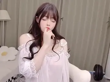 Stripchat Live Porn of uikyy1