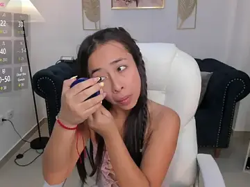 Stripchat Watch Live Sex Cams of July_Adams